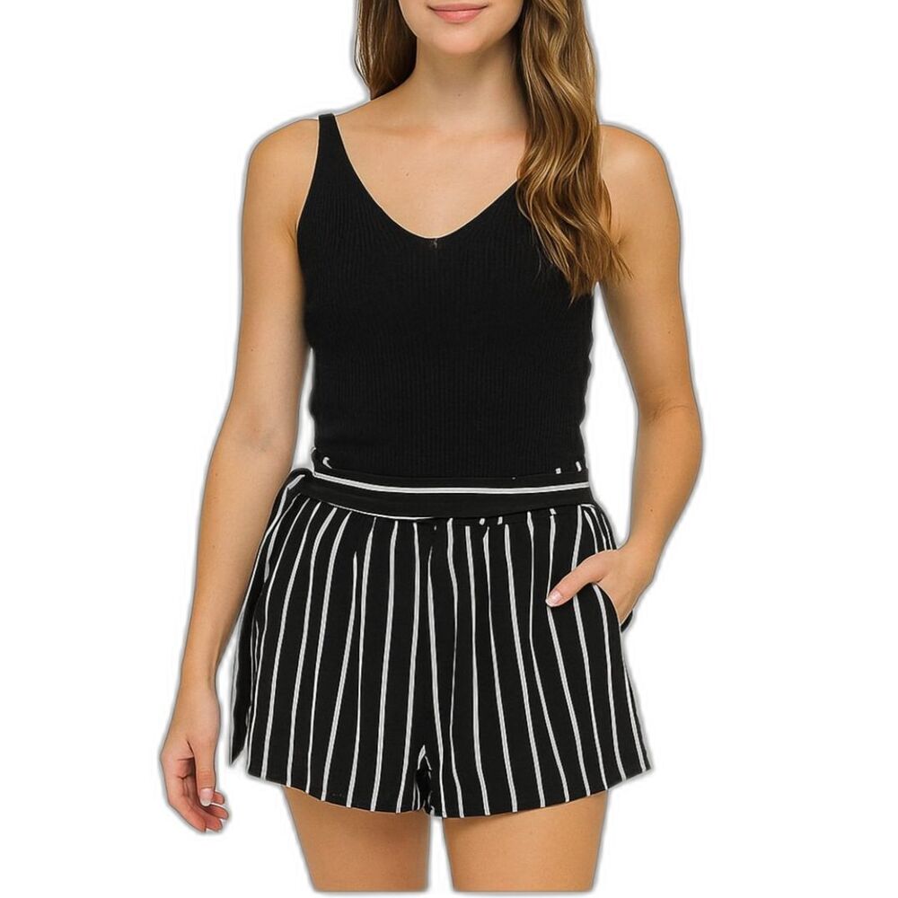 She + Sky Women’s Woven Striped Shorts with Pockets Black/White | Size Small
